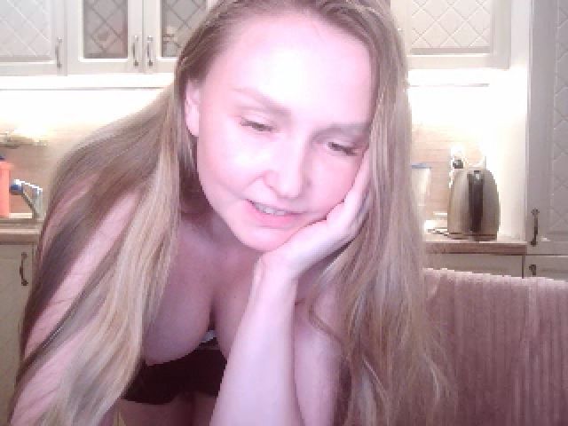 Live sex webcam photo for JaneGrey111 #257735749