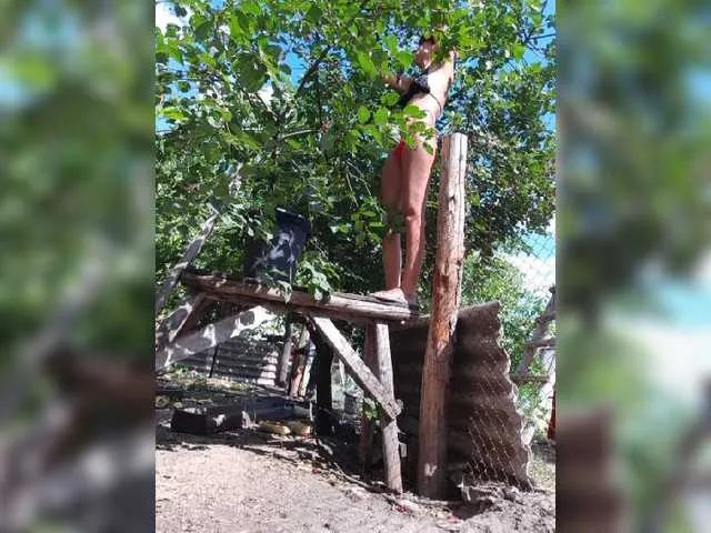 Live sex webcam photo for Squirt-Plesur #254118262