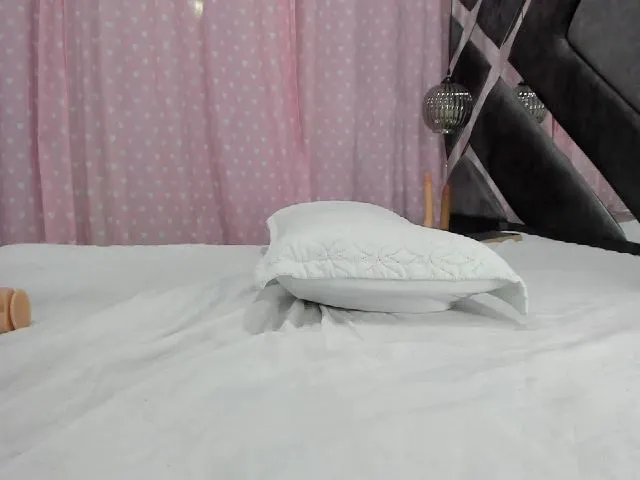 Live sex webcam photo for Violeta_aroca #287856696
