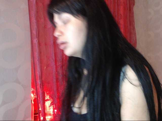 Live sex webcam photo for Sarahotmiss #244647257