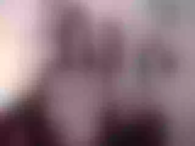 Live sex webcam photo for Summynov #256289316