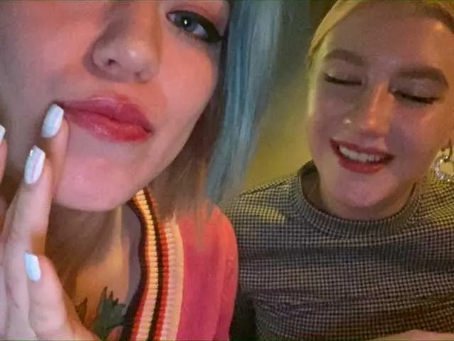 Live sex webcam photo for TreshGirls #241037039