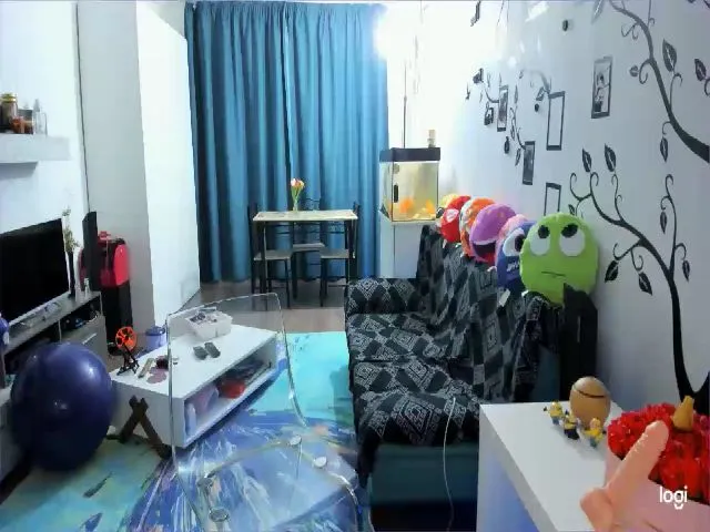 Live sex webcam photo for OneLife_ #252709109