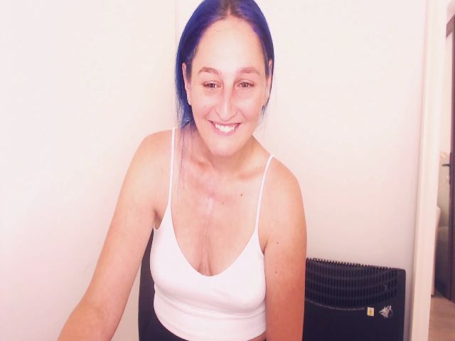 Live sex webcam photo for wetkittycum #257855589