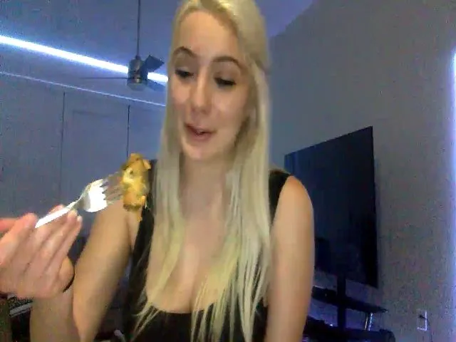 Live sex webcam photo for Sammy_gray #263484813