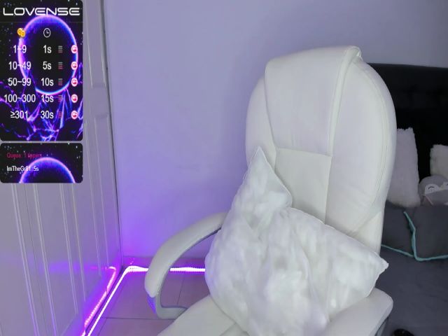 Live sex webcam photo for SalemJimenez #255833183