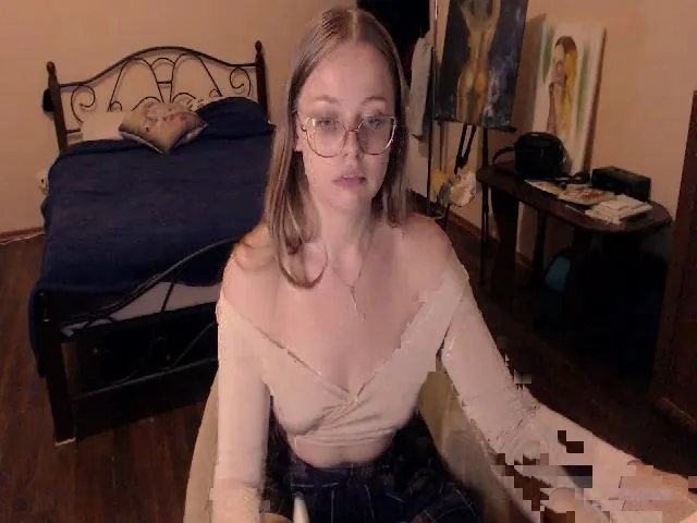 Live sex webcam photo for Jesii_Sweet_ #257732938