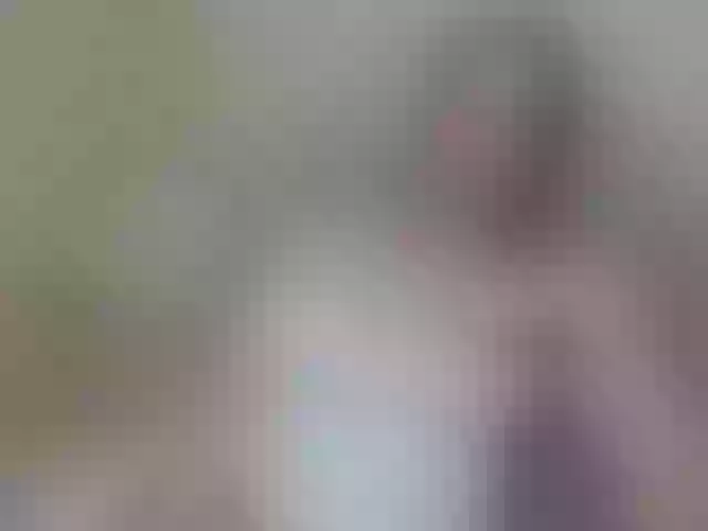 Live sex webcam photo for Margarita_18 #256024778