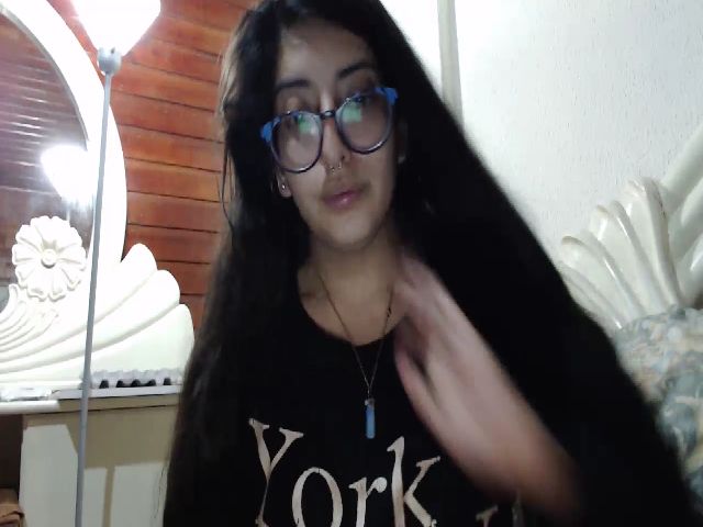 Live sex webcam photo for CatLover_9 #264707127