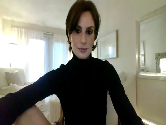 Live sex webcam photo for dancingrene_ #261721667