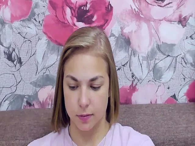 Live sex webcam photo for TataArdent #258372908