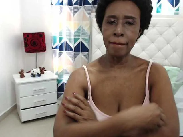 Live sex webcam photo for THEACHMATURE #241163500