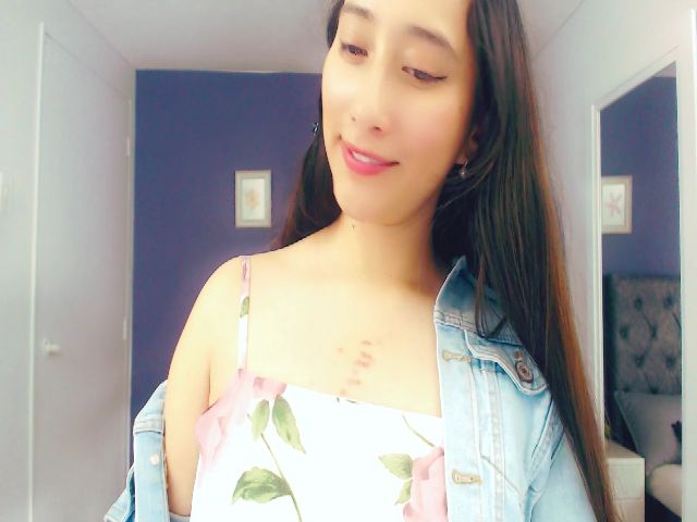 Live sex webcam photo for anniesclub #264039178