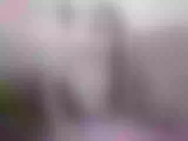 Live sex webcam photo for EleianaRose #254035719