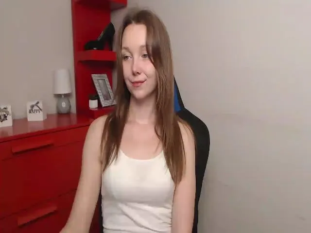 Live sex webcam photo for Little_ZOE #264139392