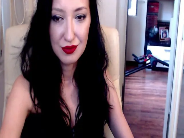 Live sex webcam photo for MistressNadia #263592015