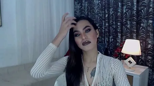 Live sex webcam photo for TransGoddessSelena #244096241