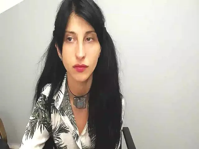 Live sex webcam photo for SnowSpacee #253243850