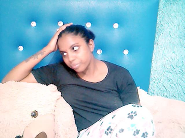 Live sex webcam photo for Indianpride #262018587