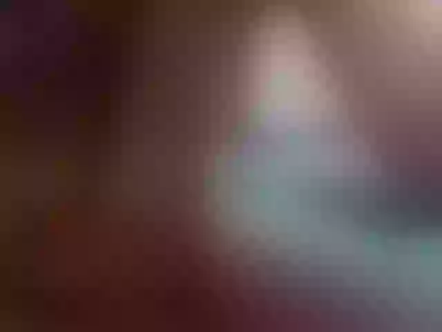 Live sex webcam photo for LeaQueen #250159287