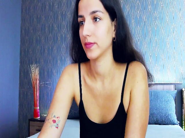 Live sex webcam photo for XDaphneMoss #264787852