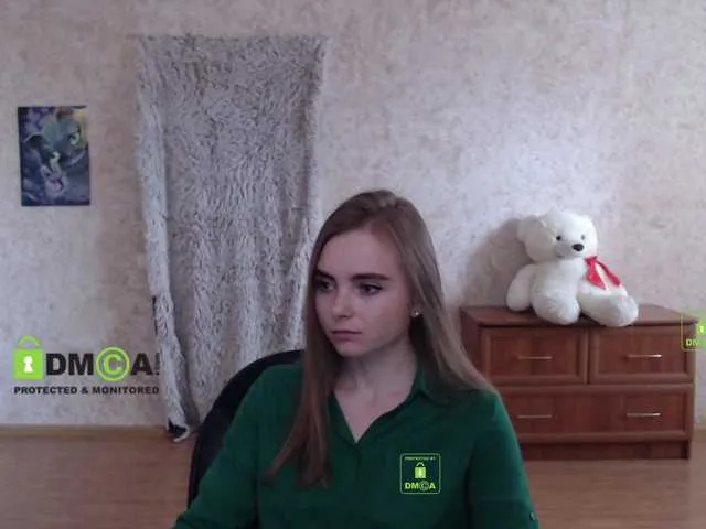 Live sex webcam photo for z-----------z #241339881