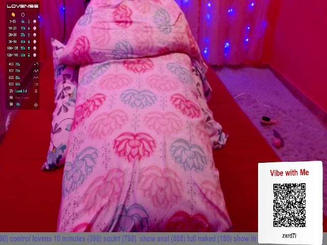 Live sex webcam photo for Sexyalicia4 #256645983