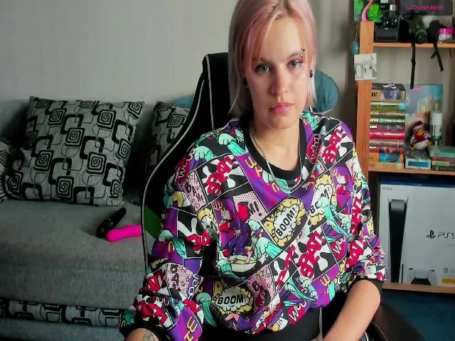 Live sex webcam photo for Sky_Drag0n #257475297