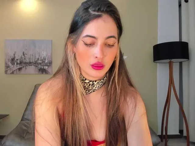 Live sex webcam photo for NickyWayne1 #287986988