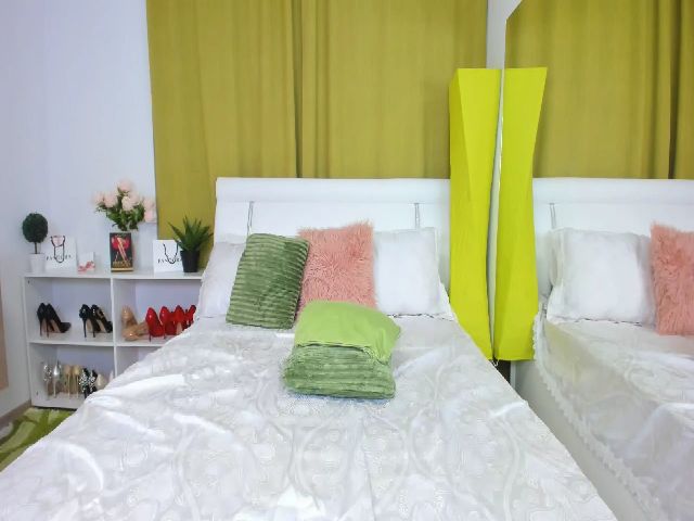 Live sex webcam photo for DreamEvy #257345519