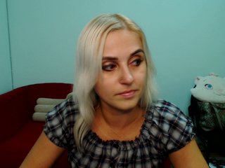 Live sex webcam photo for popdiva #240650480