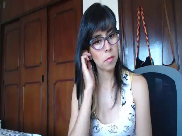 Live sex webcam photo for Evansdani18 #261479664