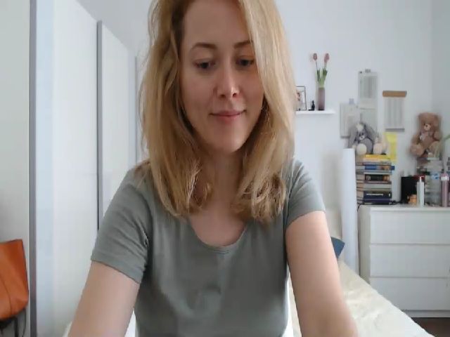 Live sex webcam photo for TessaPerf #260604618