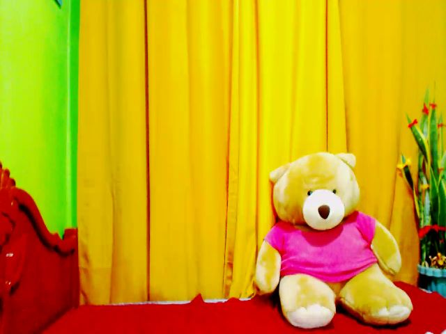 Live sex webcam photo for Angelsweet02 #258394151