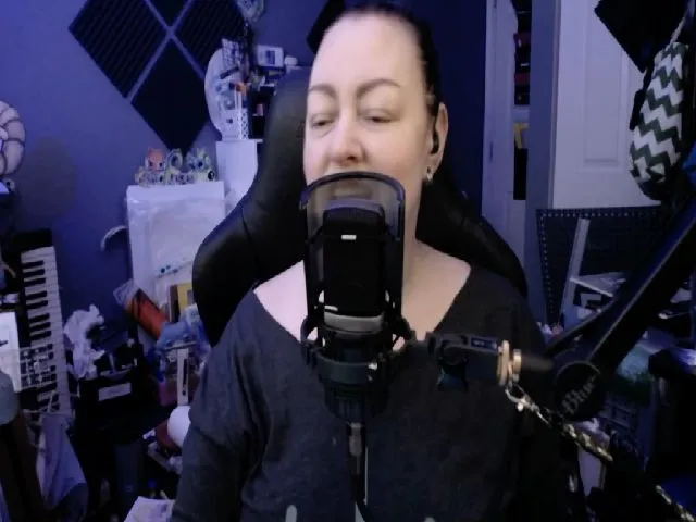 Live sex webcam photo for Belindashort #256847522