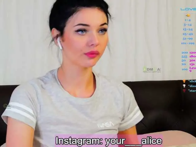Live sex webcam photo for aliceweb #241160158