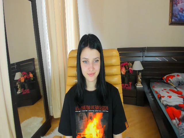 Live sex webcam photo for SoniNex #256837777