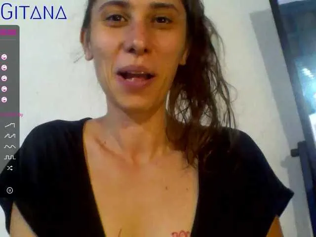 Live sex webcam photo for OtraGitana #241199568