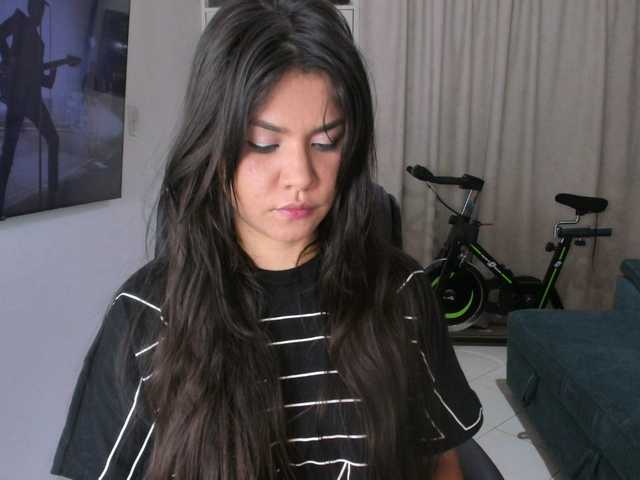 Live sex webcam photo for sexy-natty #241268139