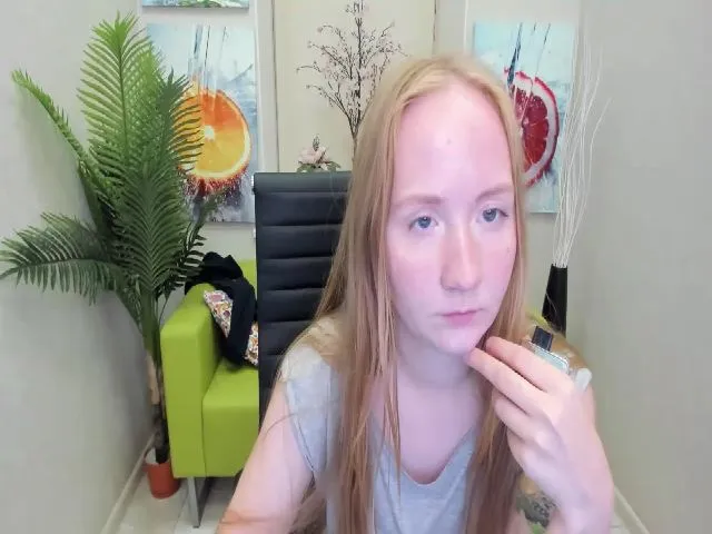 Live sex webcam photo for StunningKelly #258081307