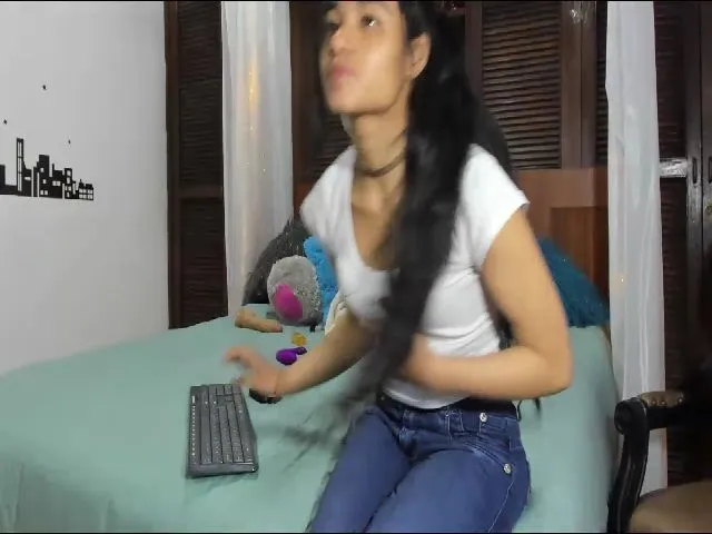 Live sex webcam photo for Latinangel1_ #252775387