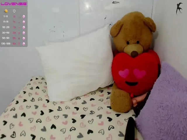 Live sex webcam photo for Clarissa___ #258925866