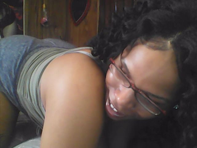 Live sex webcam photo for Pinkrackz100 #257148203