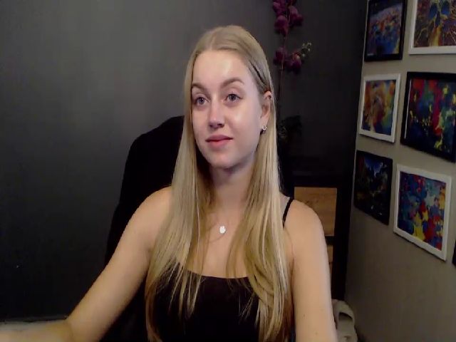 Live sex webcam photo for LUSTerica #253029587