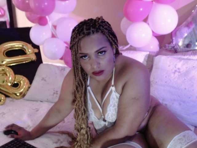 Live sex webcam photo for IvannaBella #249116799