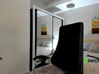 Live sex webcam photo for Colette1W #240844977