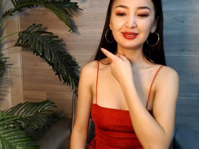 Live sex webcam photo for MoonMiko #241036771