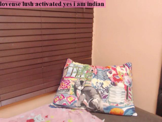 Live sex webcam photo for PARADISEQEEN #252292660