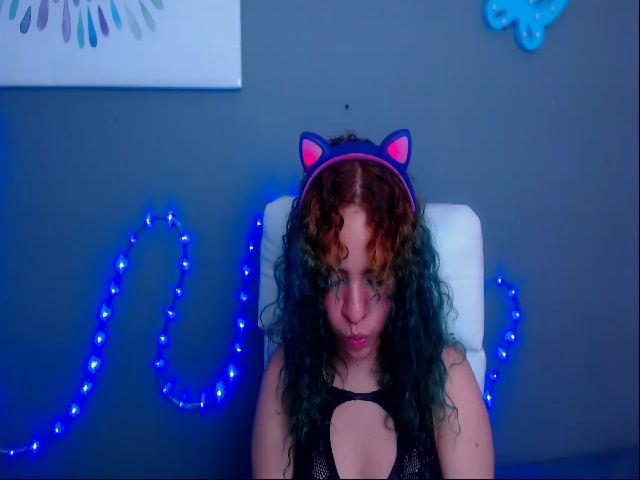 Live sex webcam photo for Tattiana_love #257421347