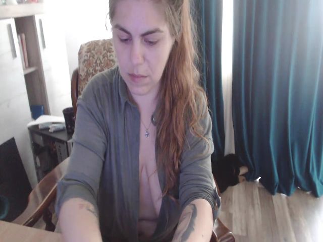 Live sex webcam photo for PlayfulSamira #259891793